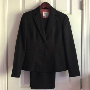 Collections for Le Suit - pantsuit
